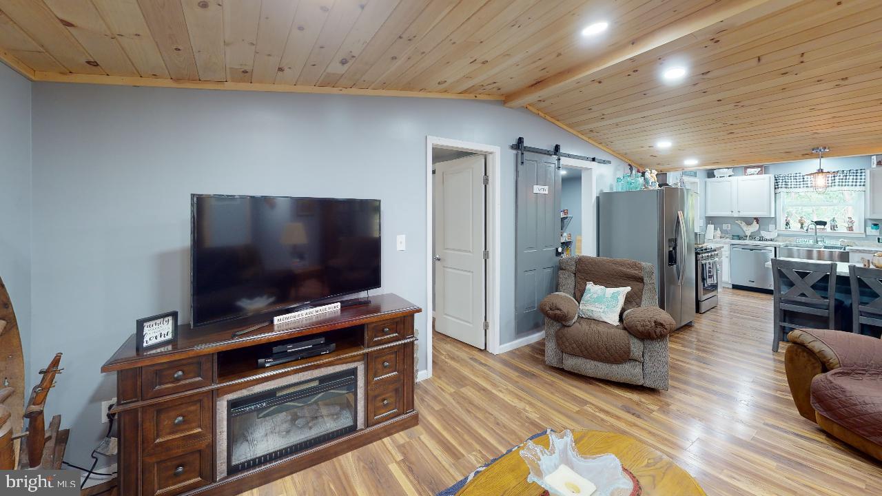 DEERBROOK MEADOWS - Residential