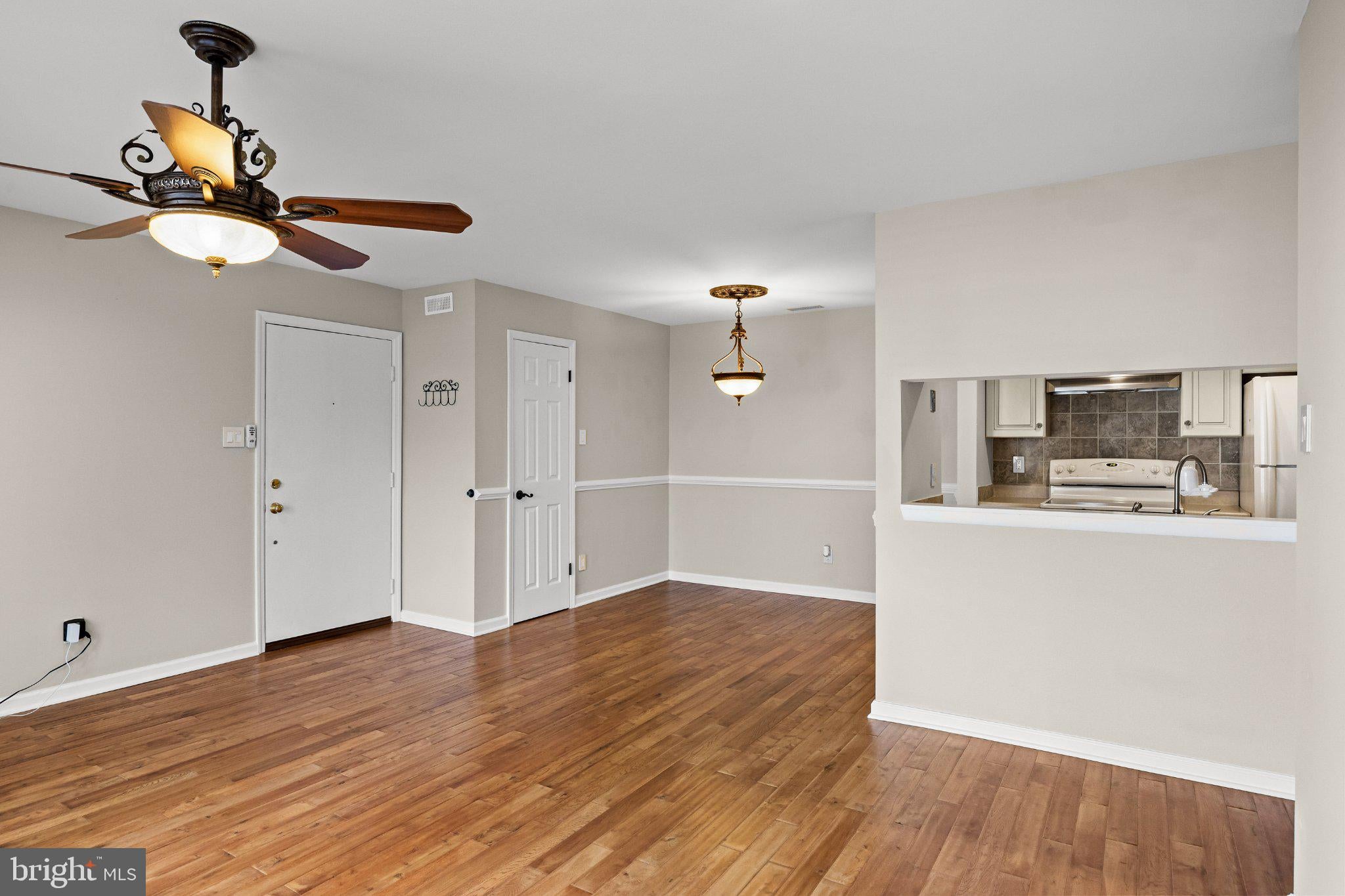 1108 MARESFIELD COURT