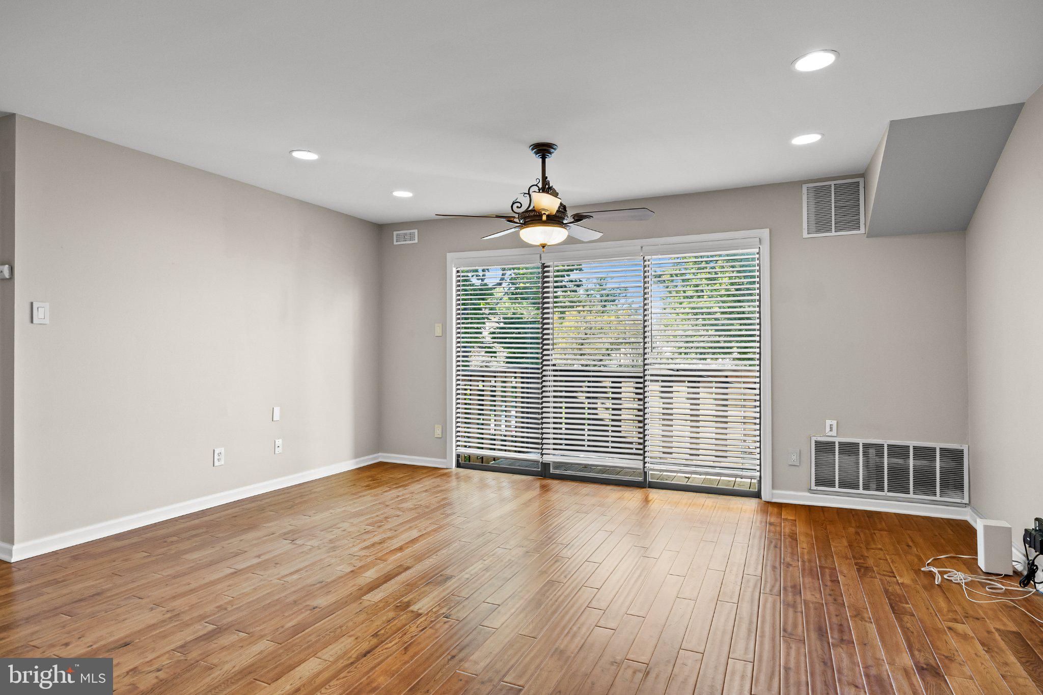 1108 MARESFIELD COURT