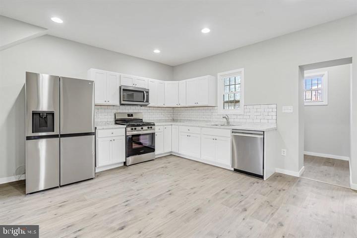 2404 W LAFAYETTE AVENUE