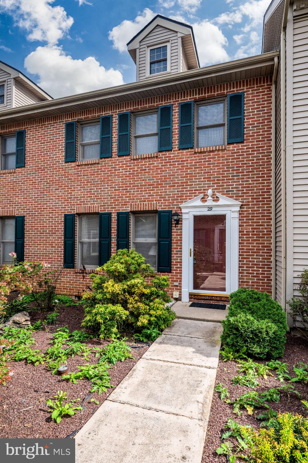 29 WEISER COURT