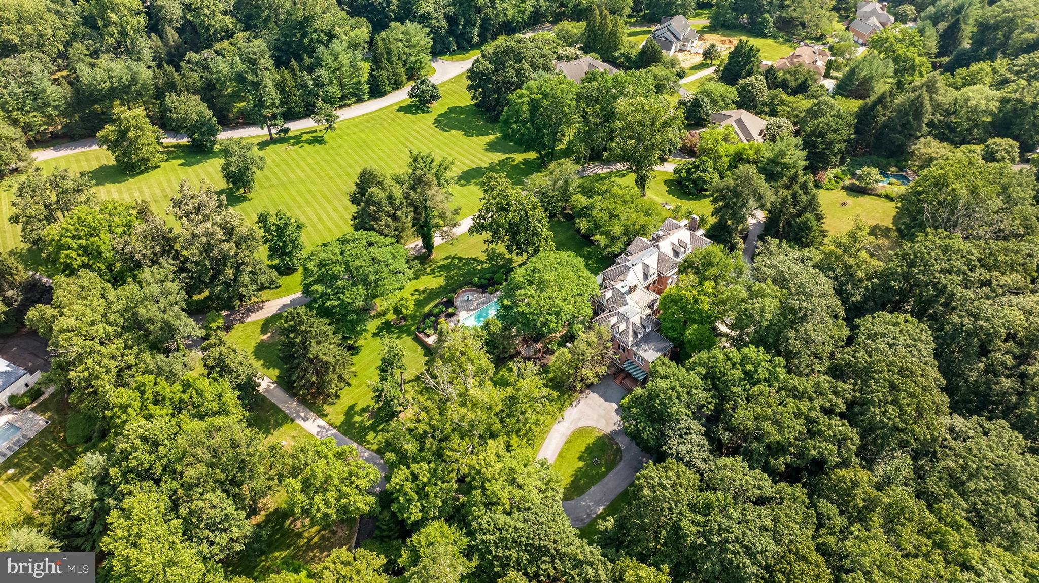 10 MERRY HILL COURT