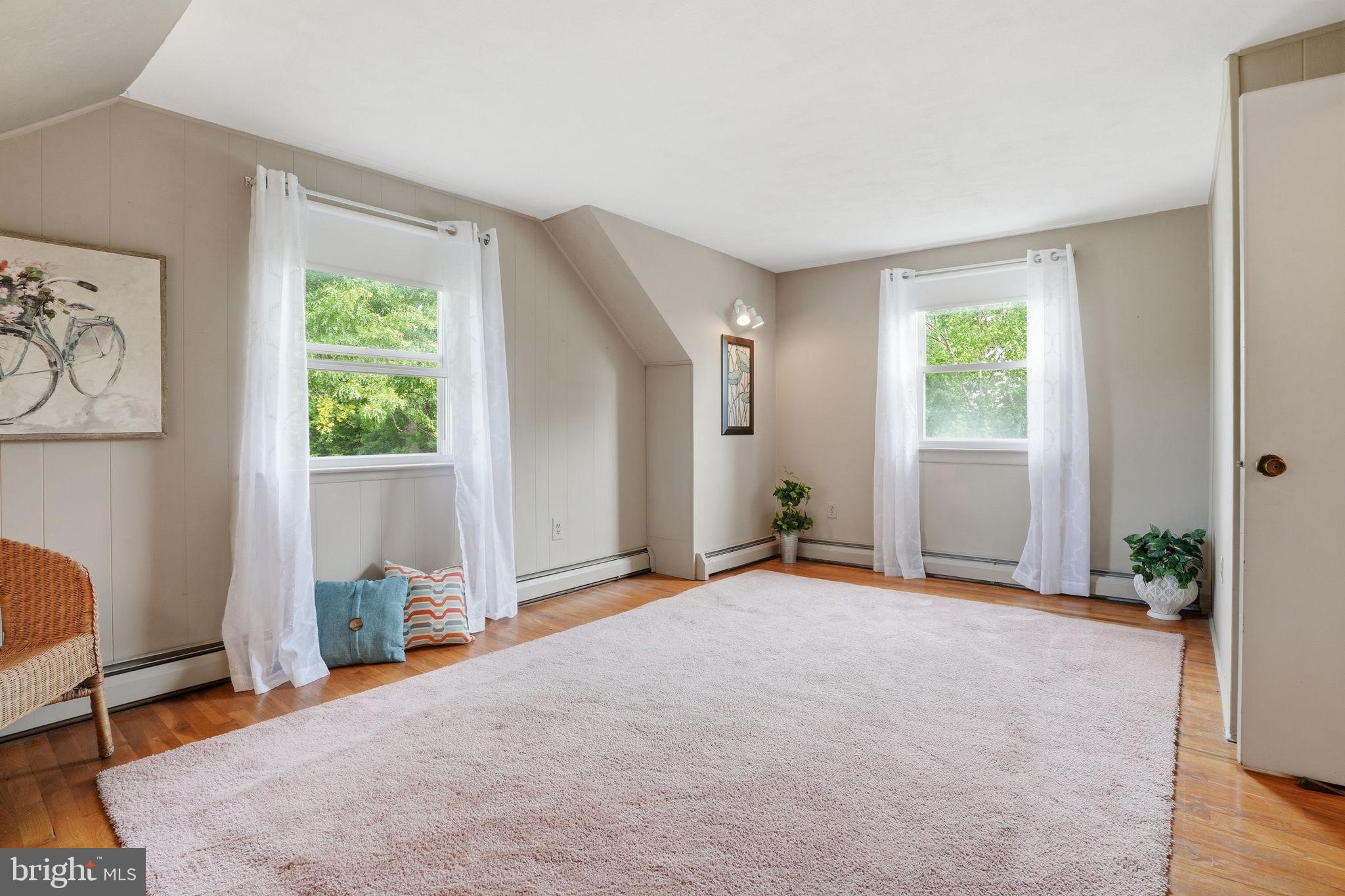 SALEM POINT - Residential