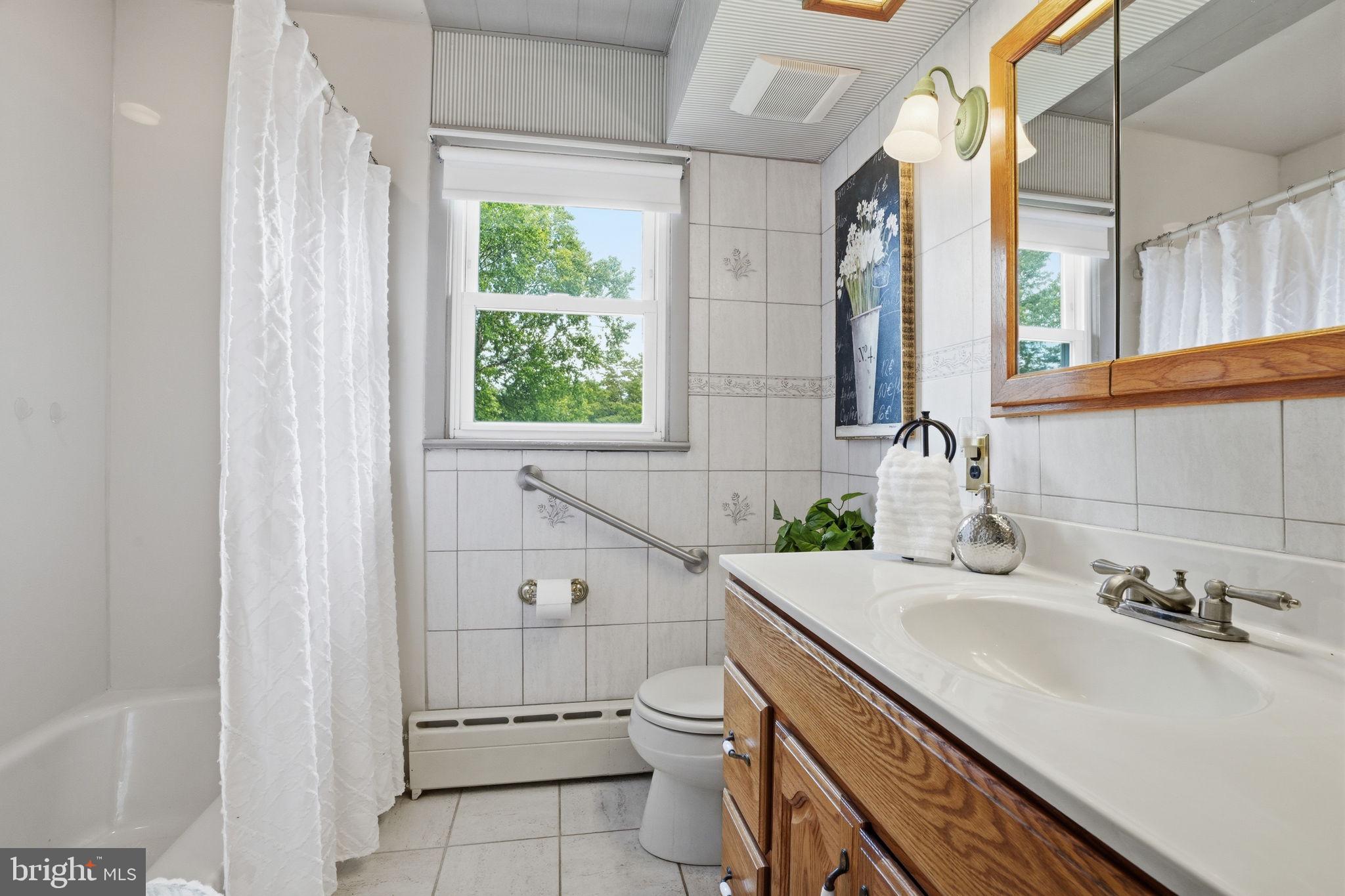 SALEM POINT - Residential