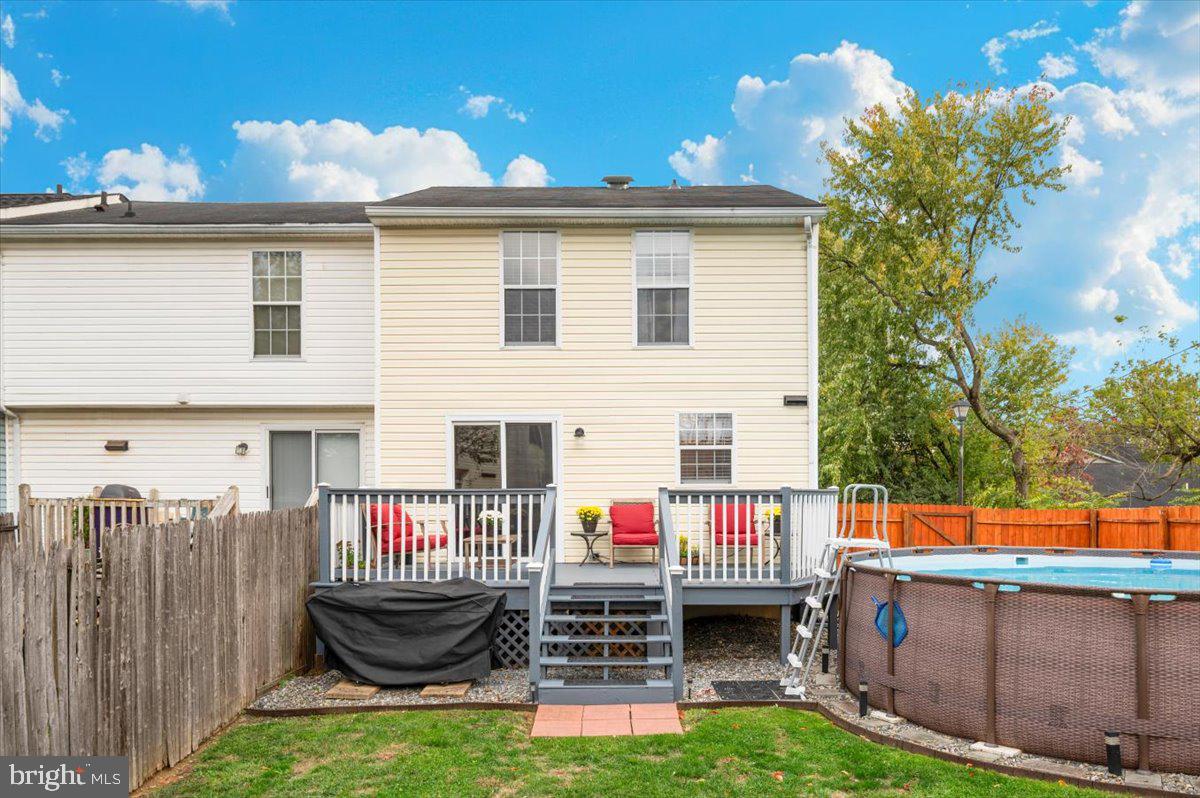 ROLLING MEADOWS - Residential