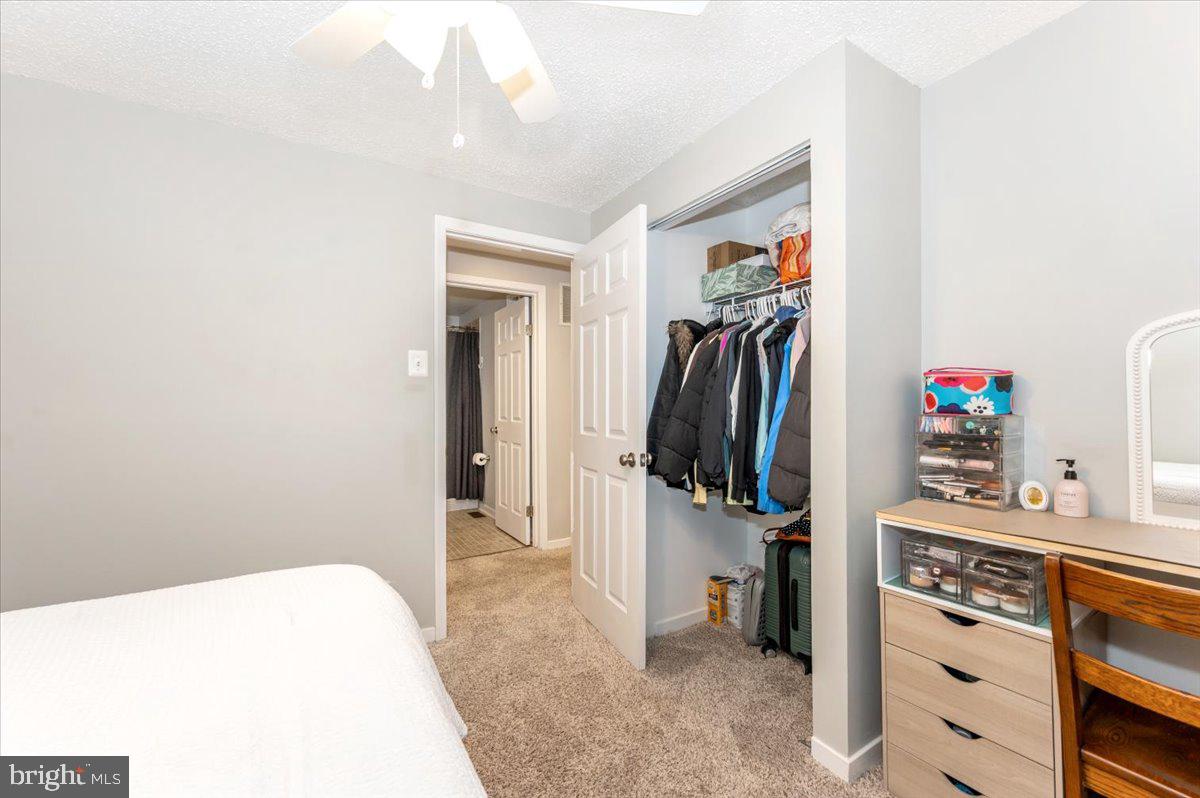 ROLLING MEADOWS - Residential