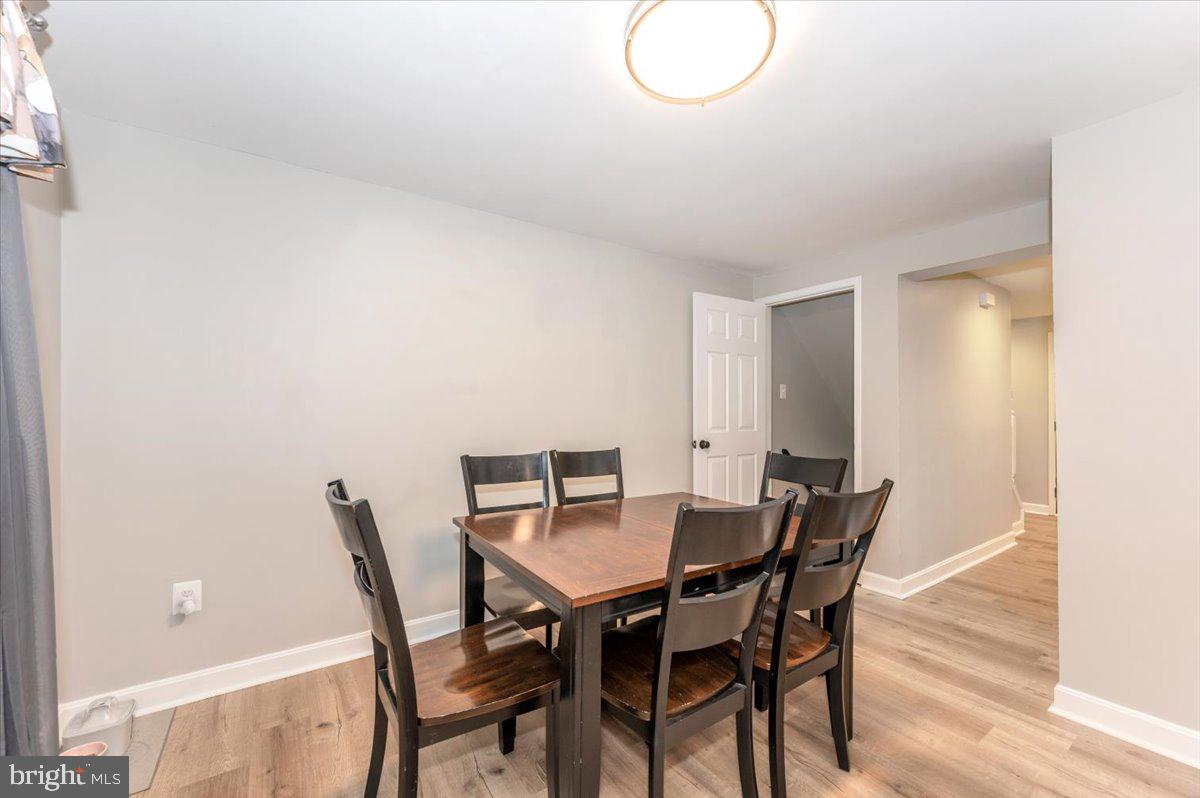 ROLLING MEADOWS - Residential