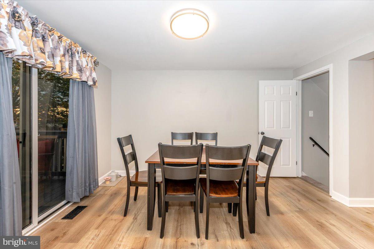 ROLLING MEADOWS - Residential