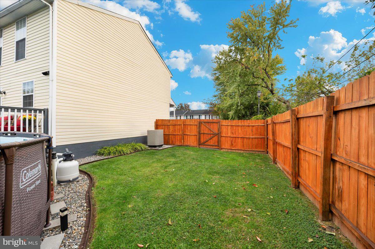 ROLLING MEADOWS - Residential