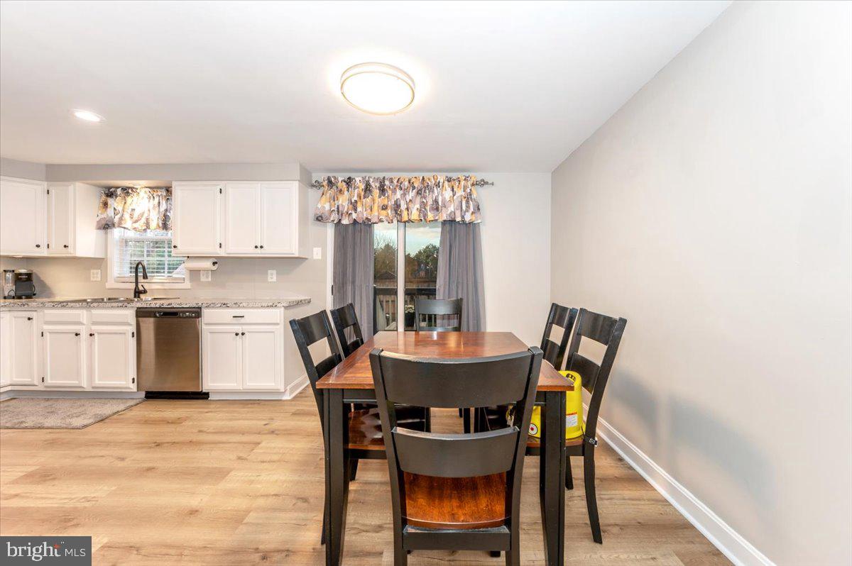 ROLLING MEADOWS - Residential