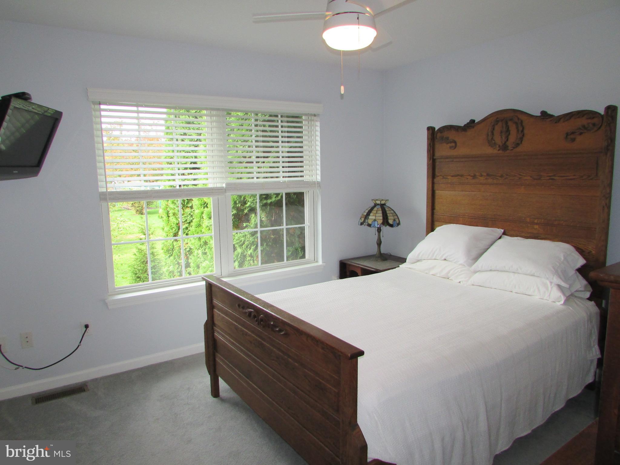 GOLDEN ORCHARDS - Residential