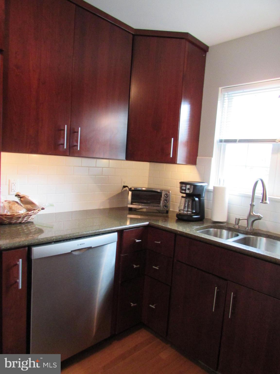 GOLDEN ORCHARDS - Residential