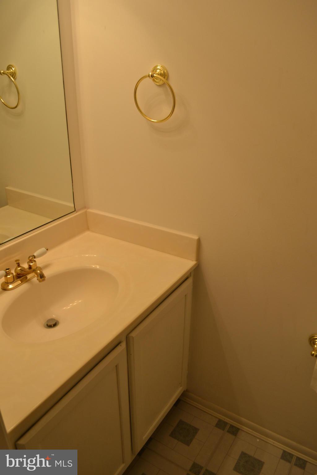 ST CHARLES SUB - DORCHESTER - Residential Lease