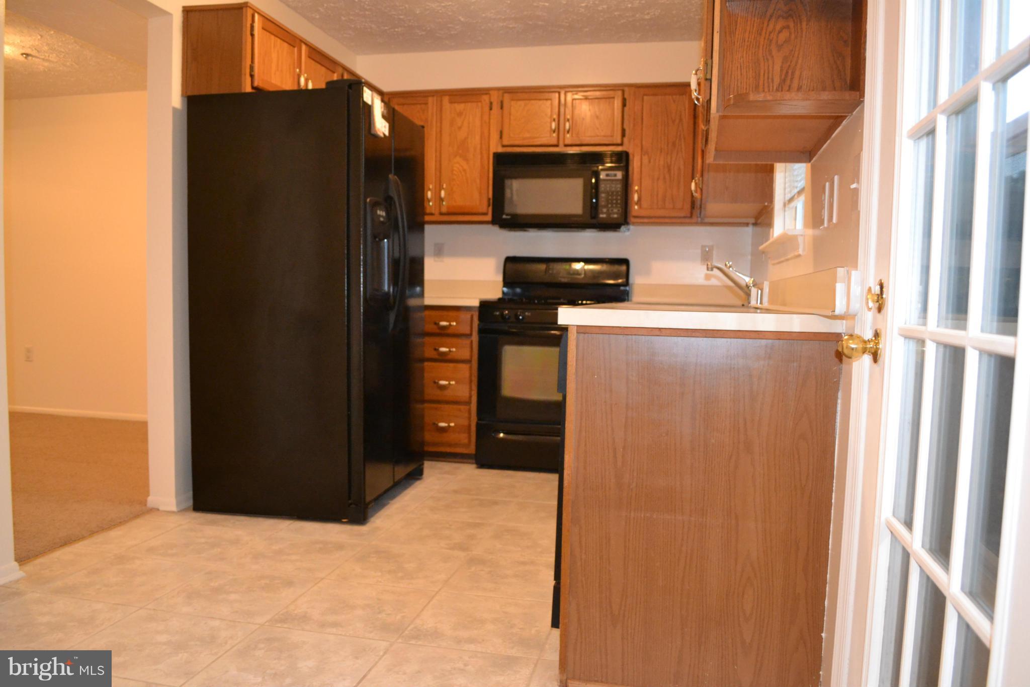 ST CHARLES SUB - DORCHESTER - Residential Lease
