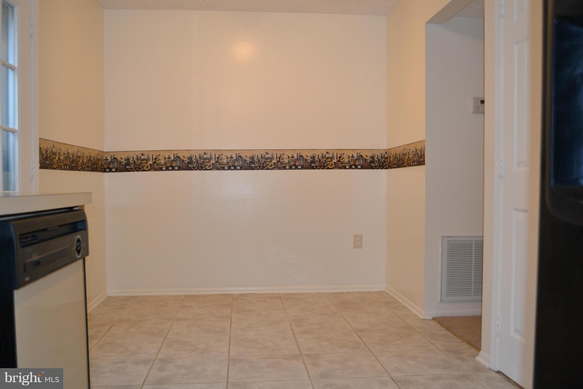 ST CHARLES SUB - DORCHESTER - Residential Lease