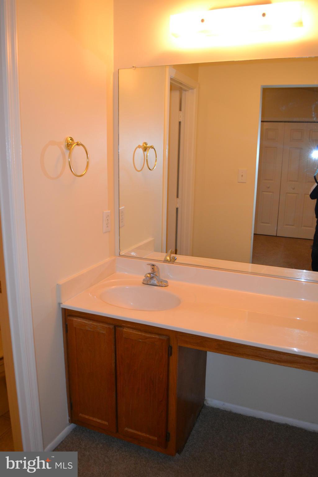 ST CHARLES SUB - DORCHESTER - Residential Lease