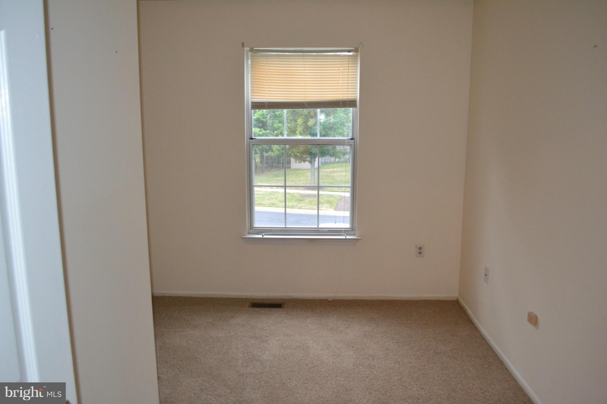 ST CHARLES SUB - DORCHESTER - Residential Lease