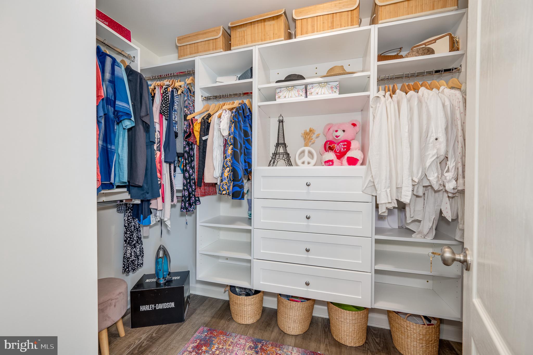 BRIAR RUN - Residential