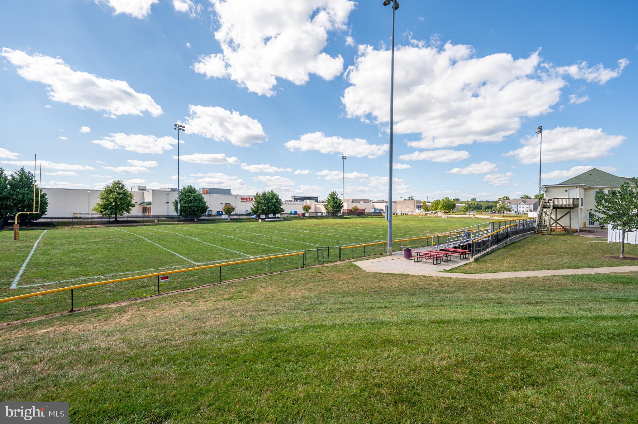 BRIAR RUN - Residential