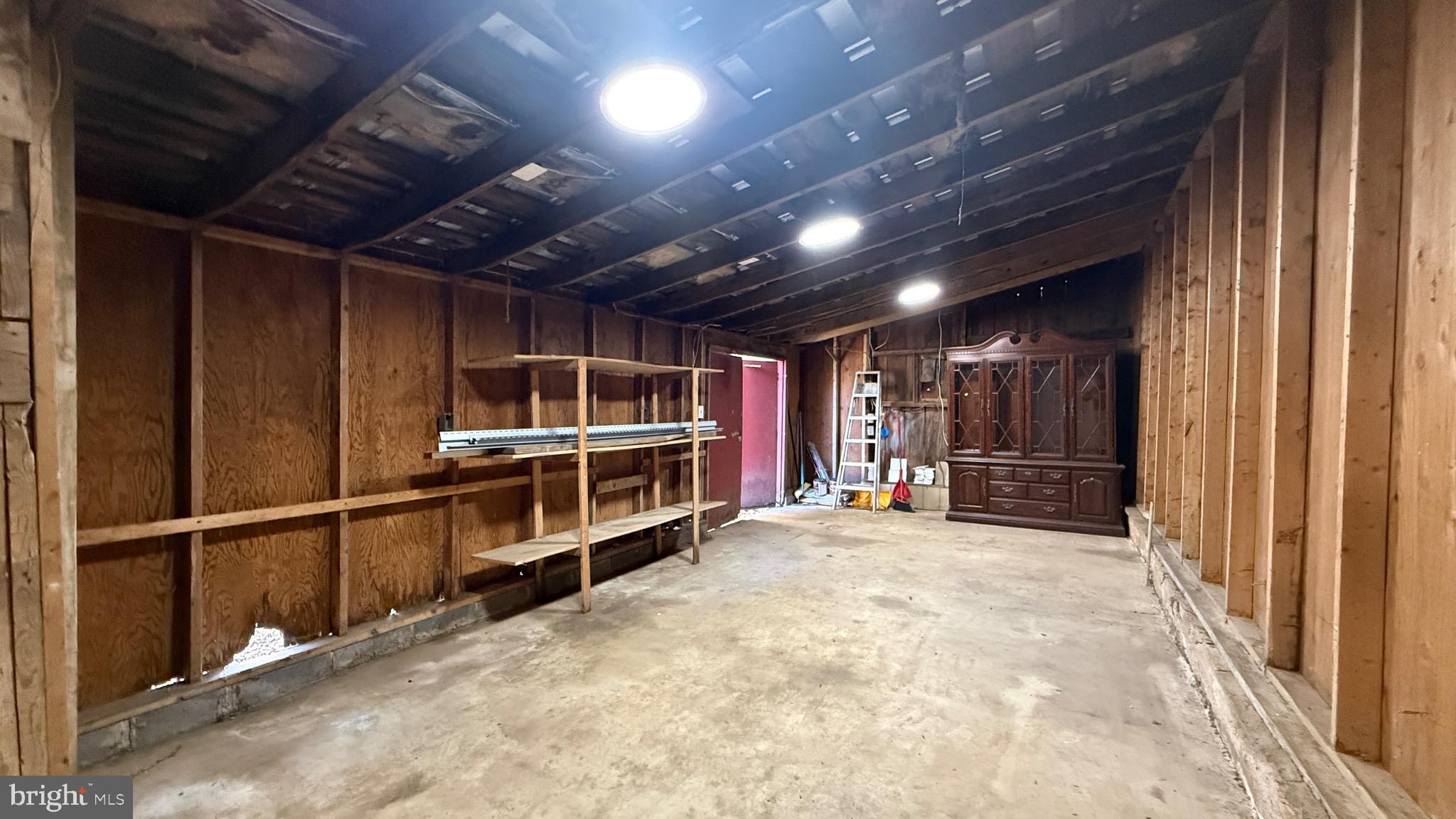 FLOWER HILL - Residential