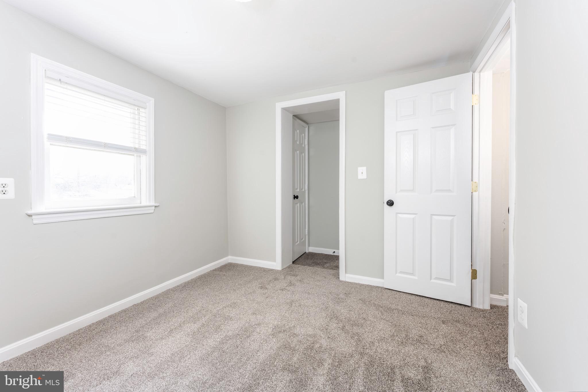 FLOWER HILL - Residential