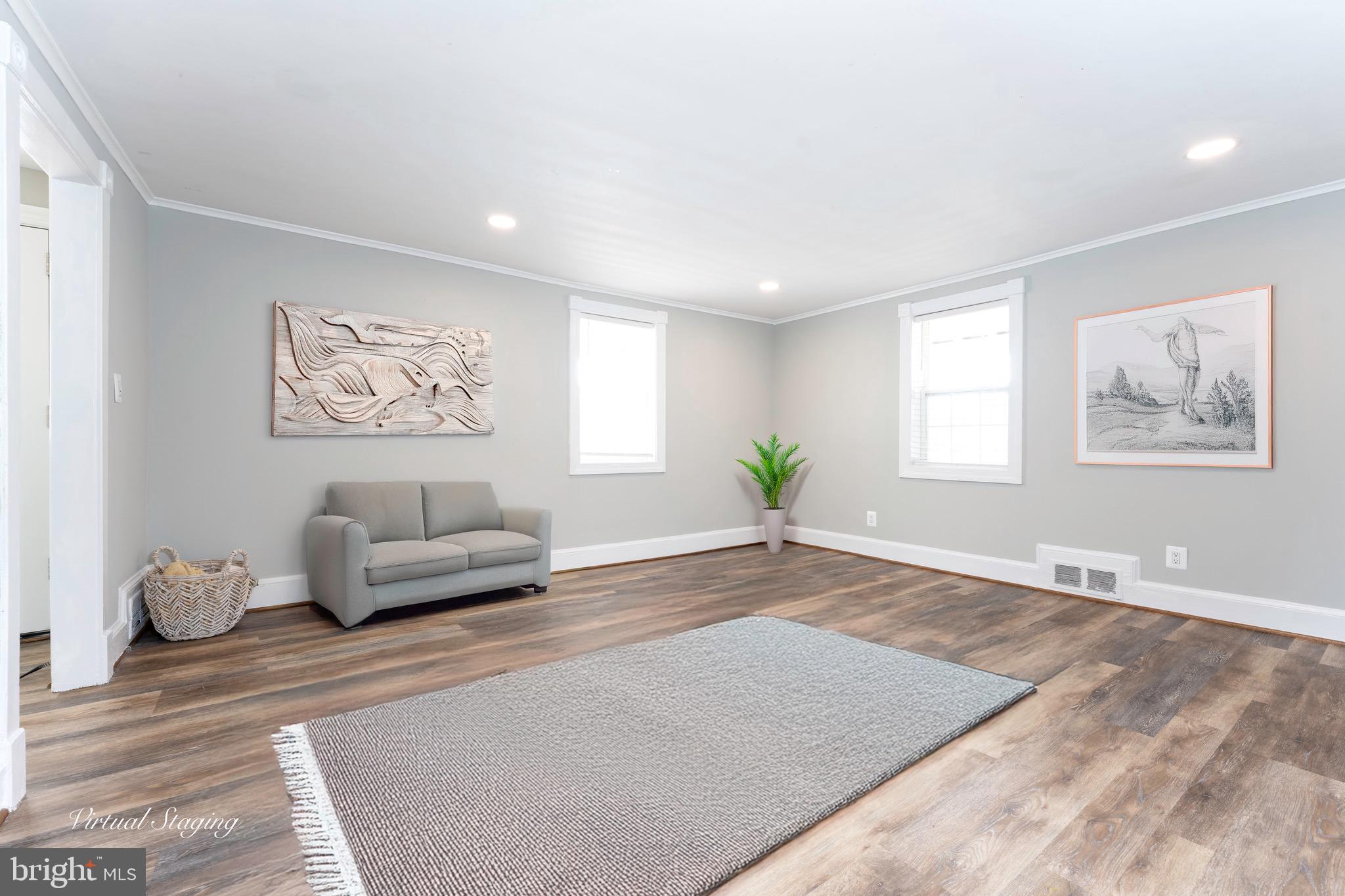 FLOWER HILL - Residential