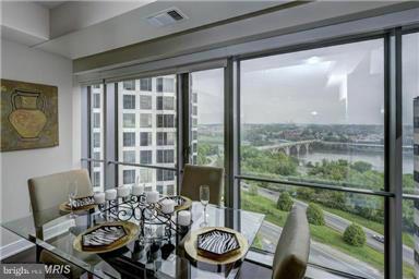 THE WATERVIEW - Residential Lease