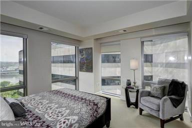 THE WATERVIEW - Residential Lease