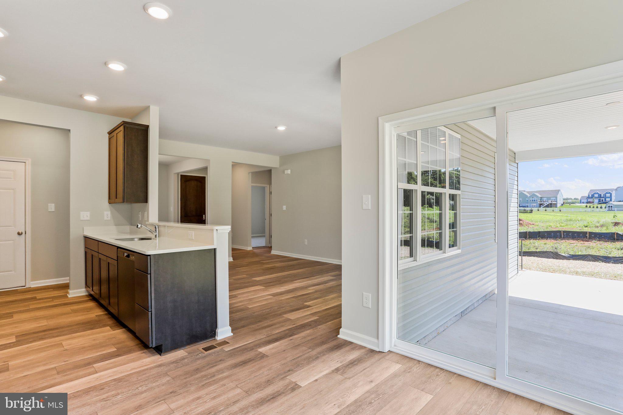 AMBERFIELD - Residential