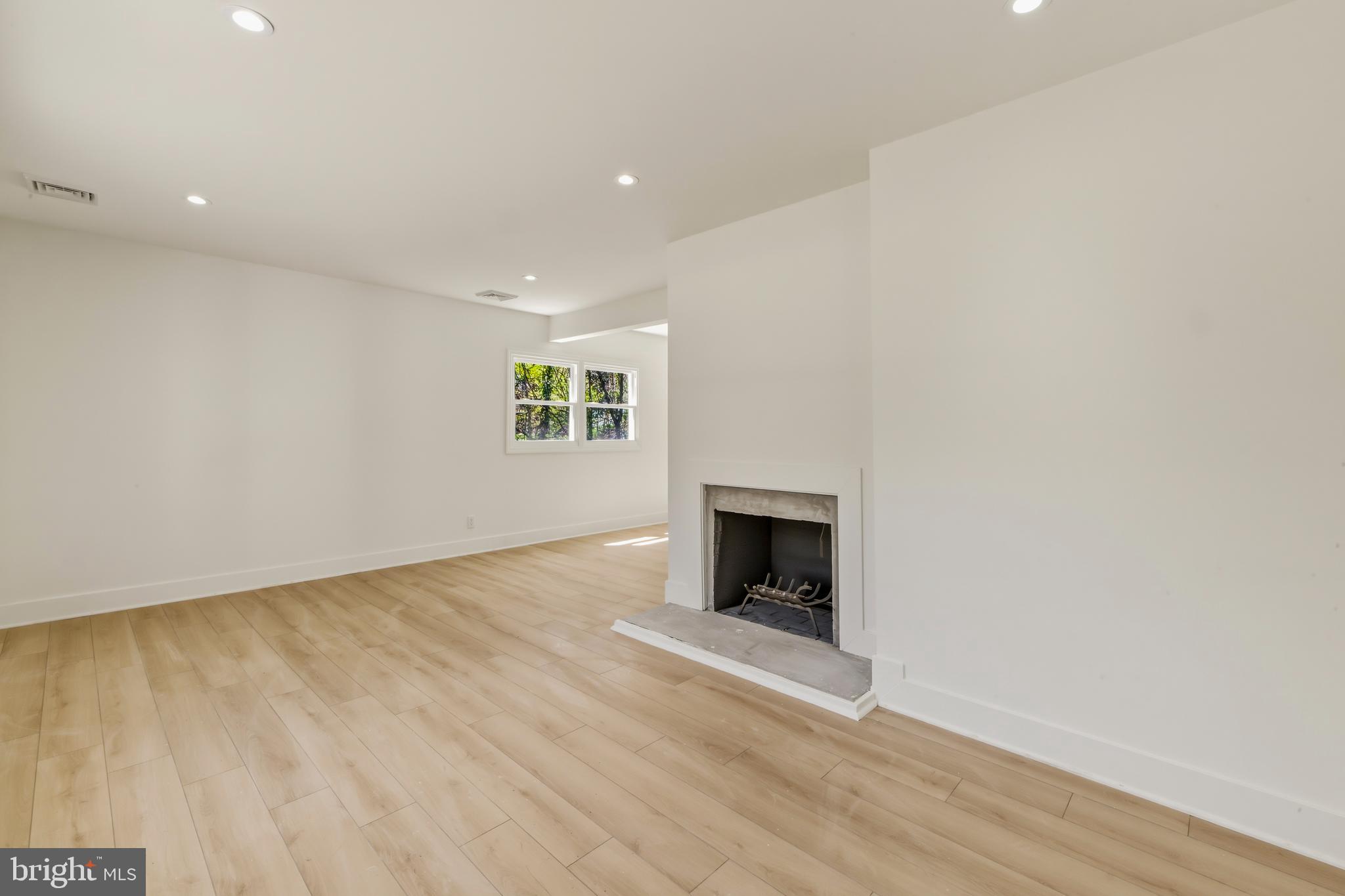 1256 HURFFVILLE ROAD