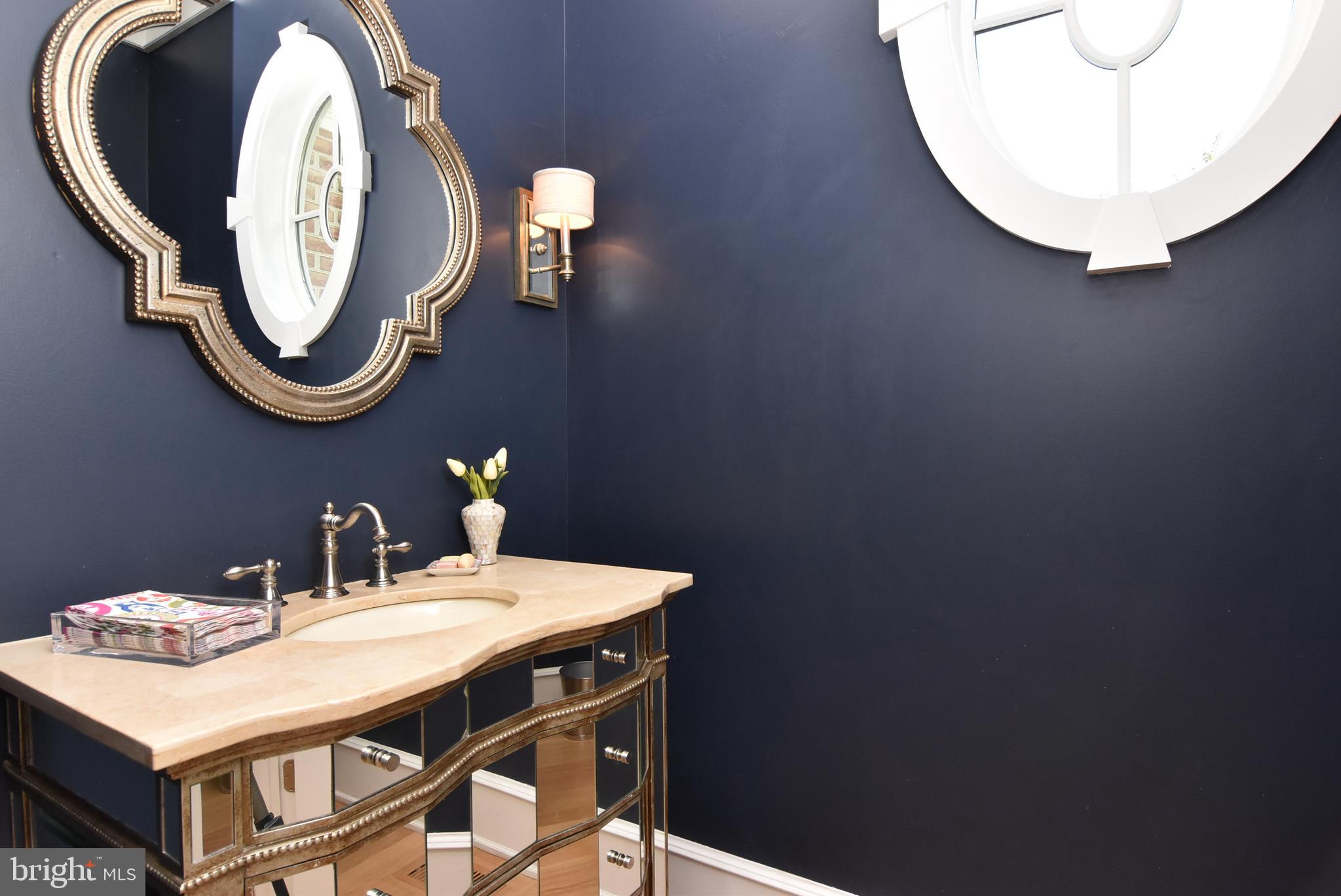 HAWKSEYE - Residential