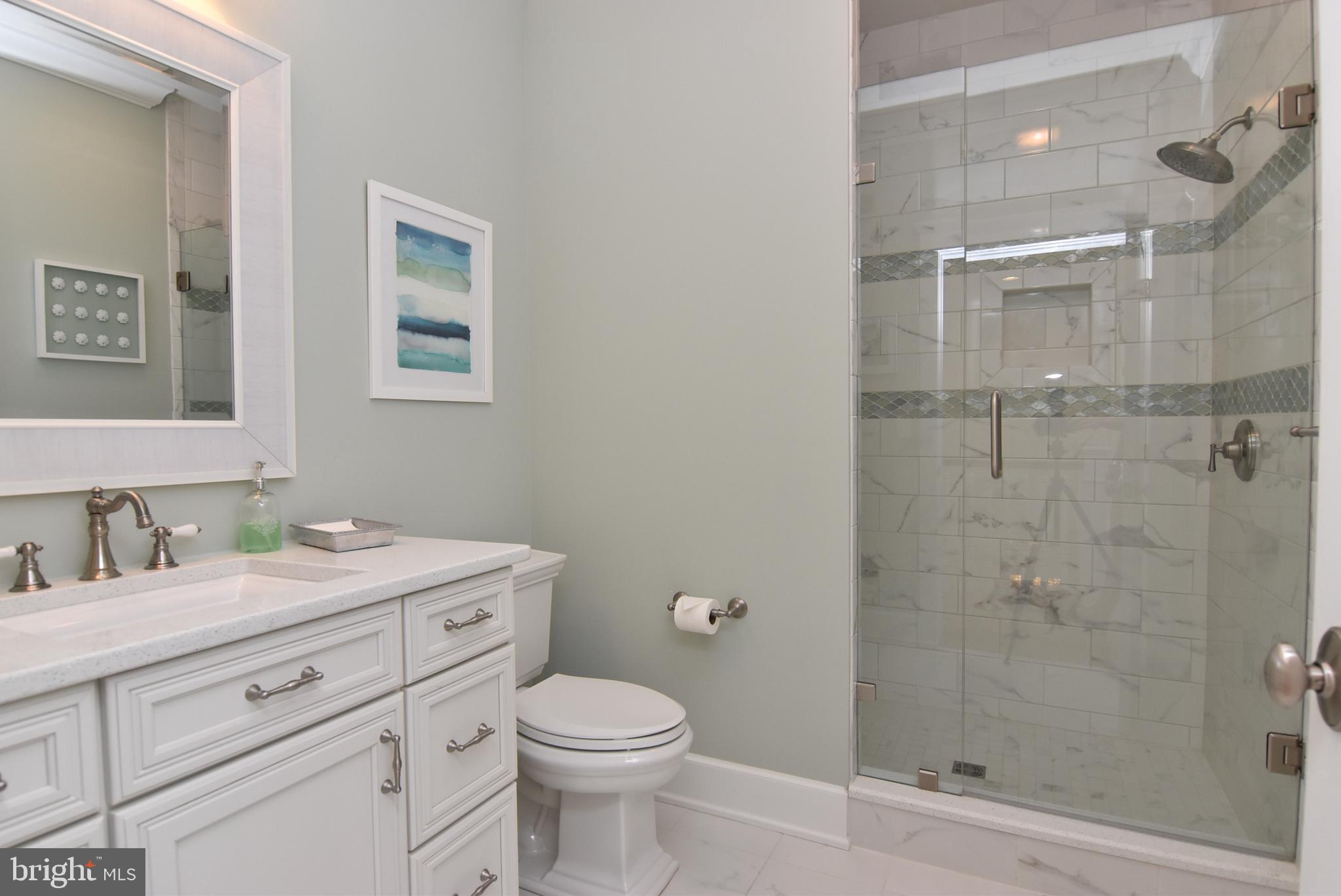 HAWKSEYE - Residential