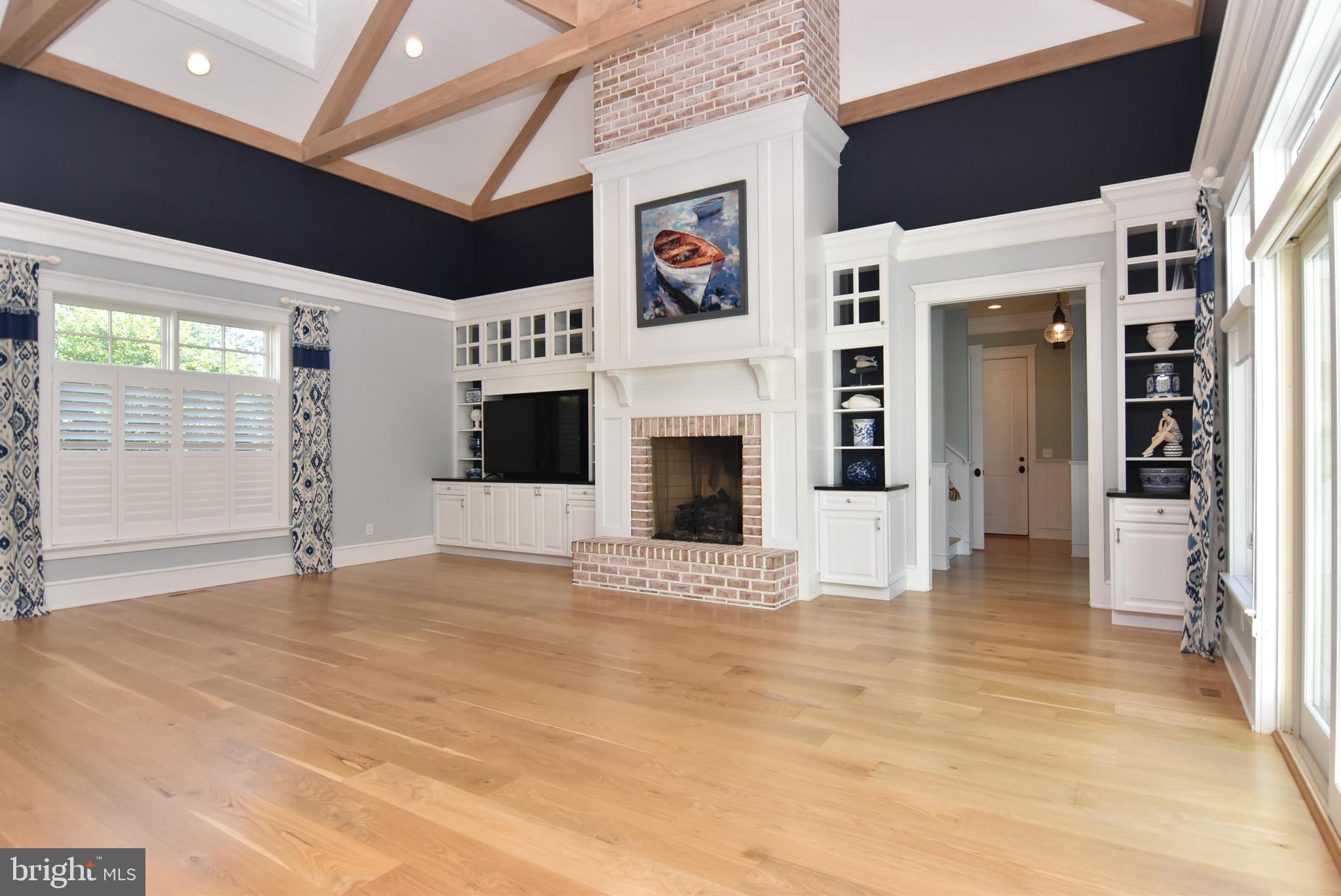 HAWKSEYE - Residential