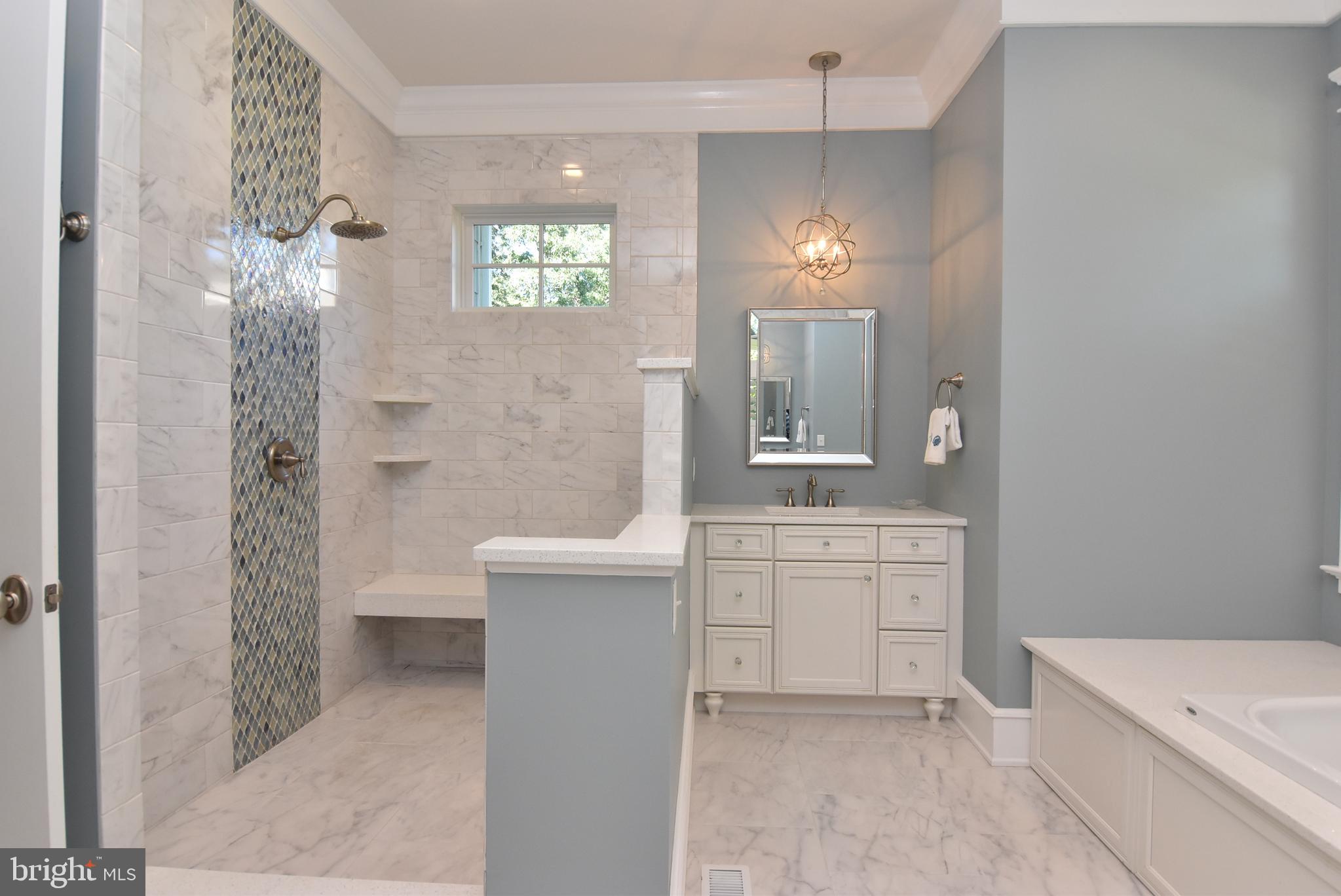 HAWKSEYE - Residential