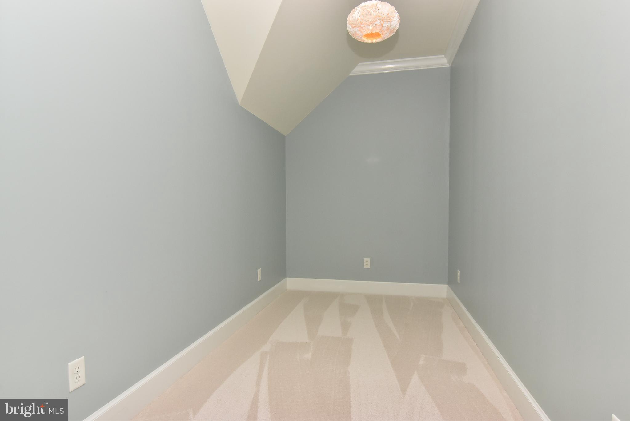 HAWKSEYE - Residential