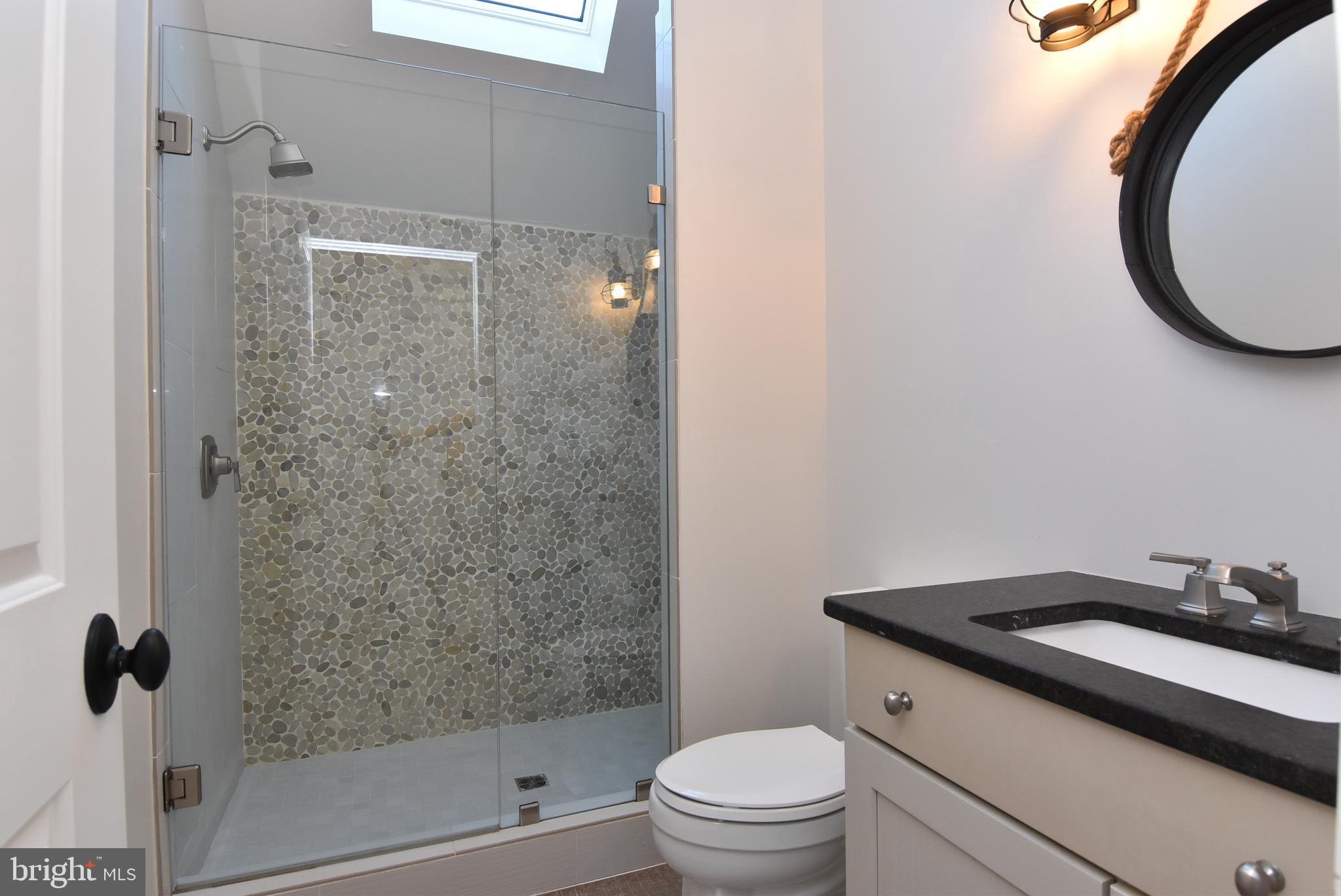 HAWKSEYE - Residential