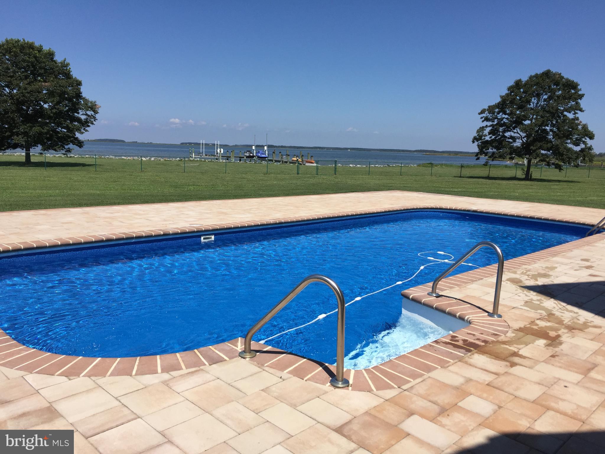 BROMWELLS ADVENTURE - Residential