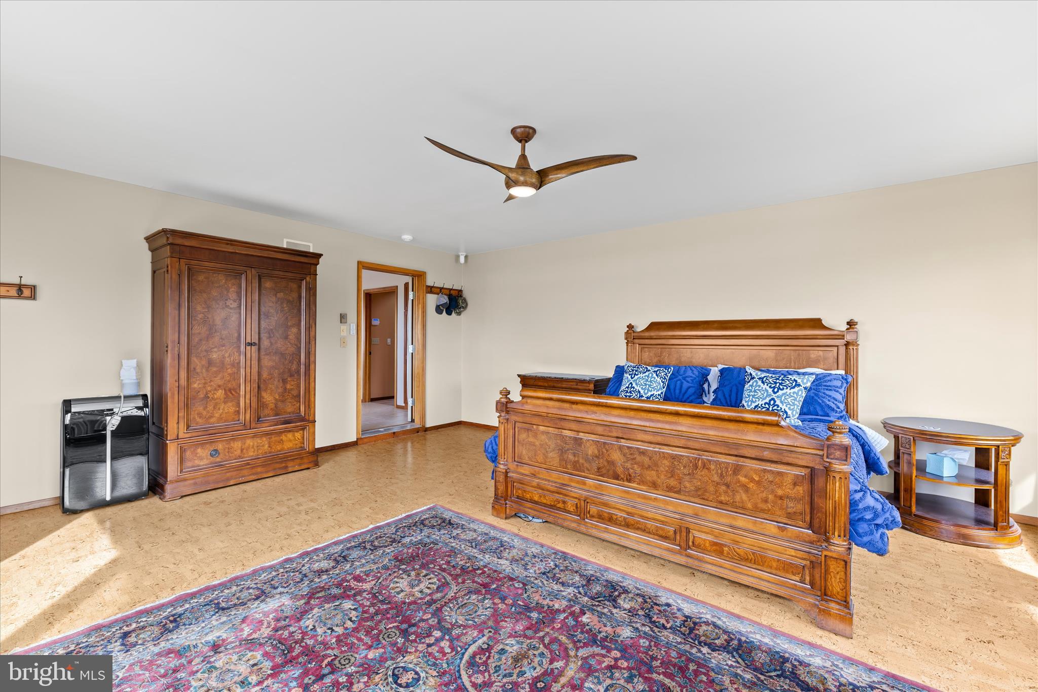 BROMWELLS ADVENTURE - Residential