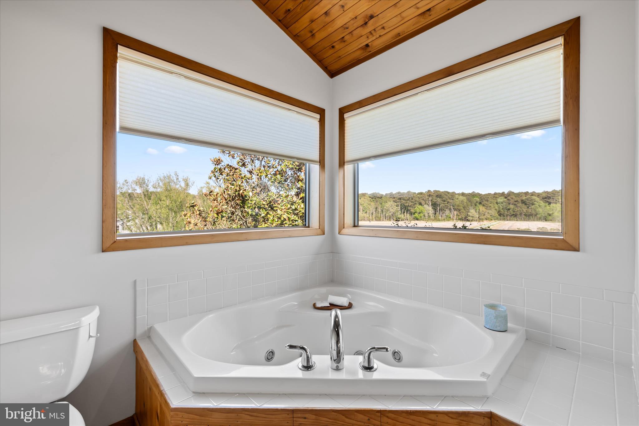 BROMWELLS ADVENTURE - Residential