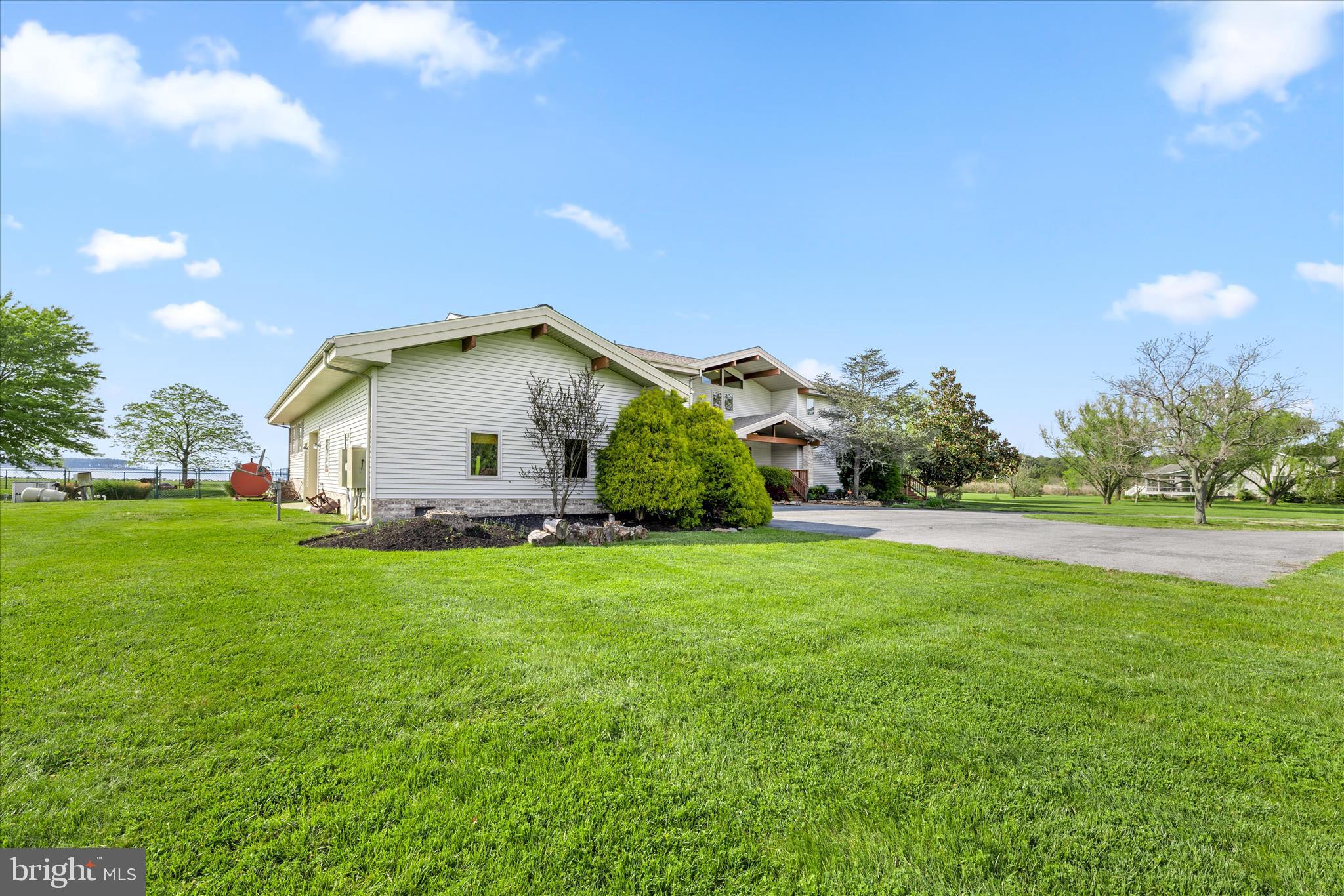 BROMWELLS ADVENTURE - Residential