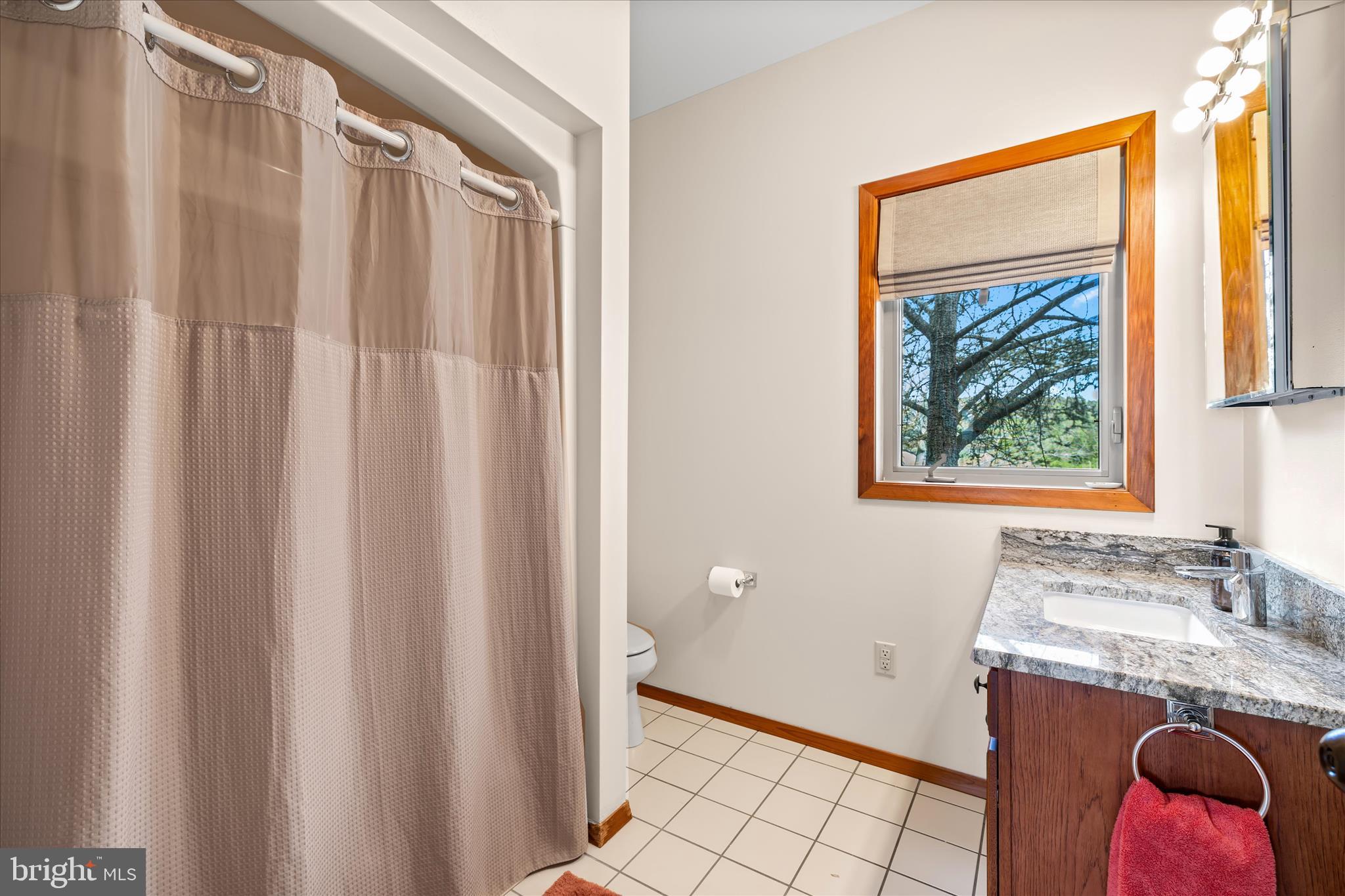 BROMWELLS ADVENTURE - Residential