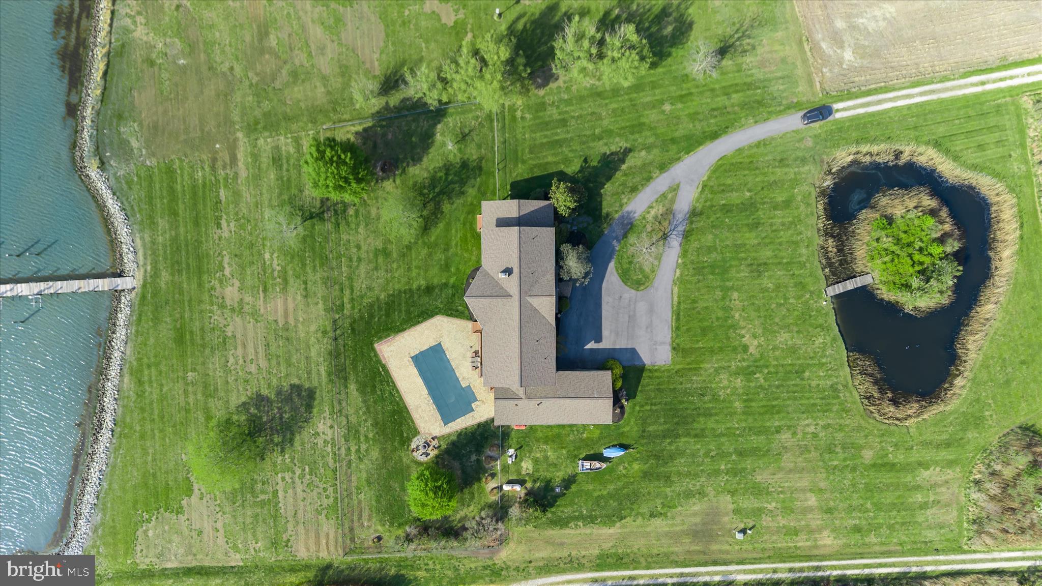 BROMWELLS ADVENTURE - Residential