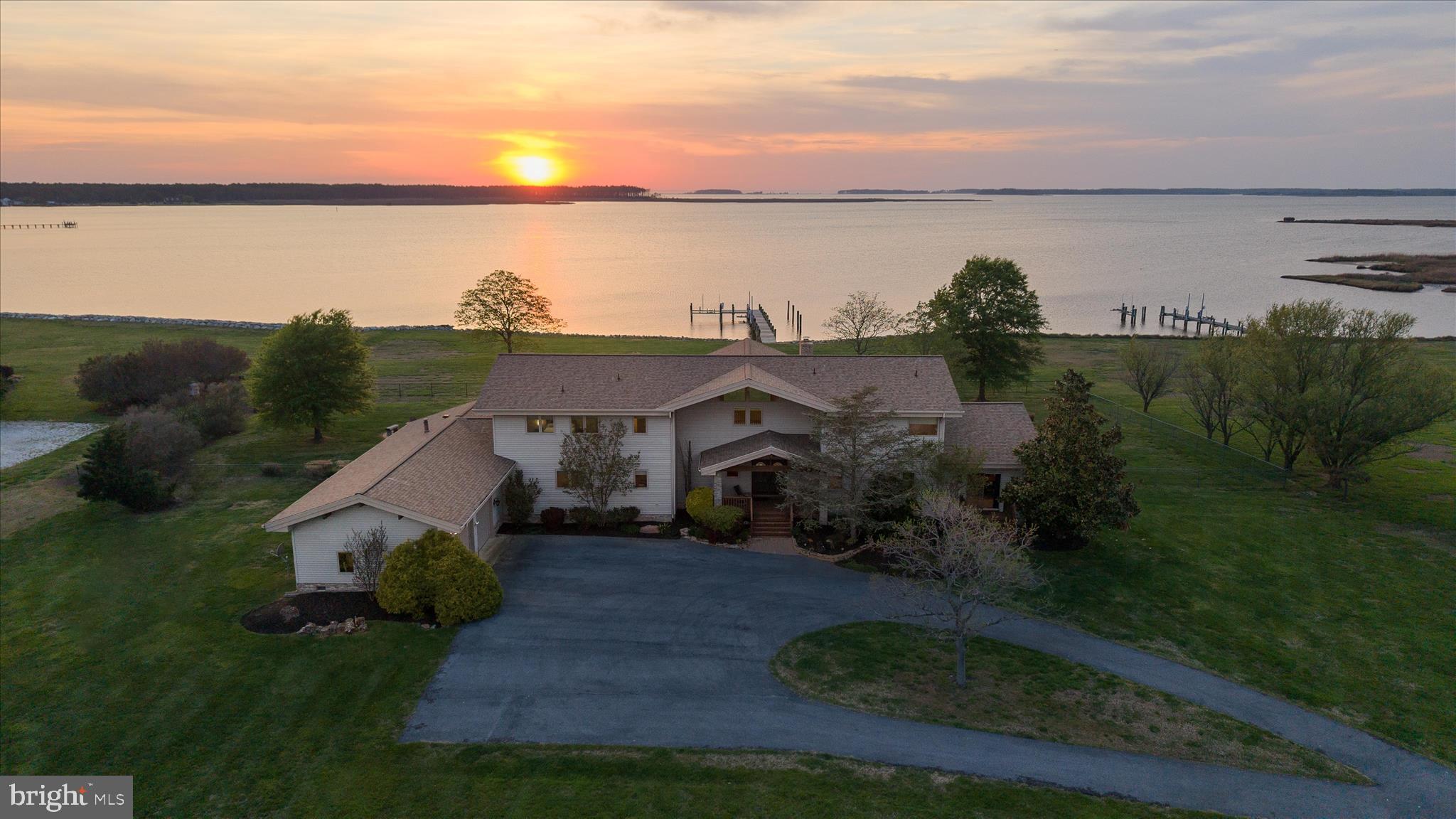 BROMWELLS ADVENTURE - Residential