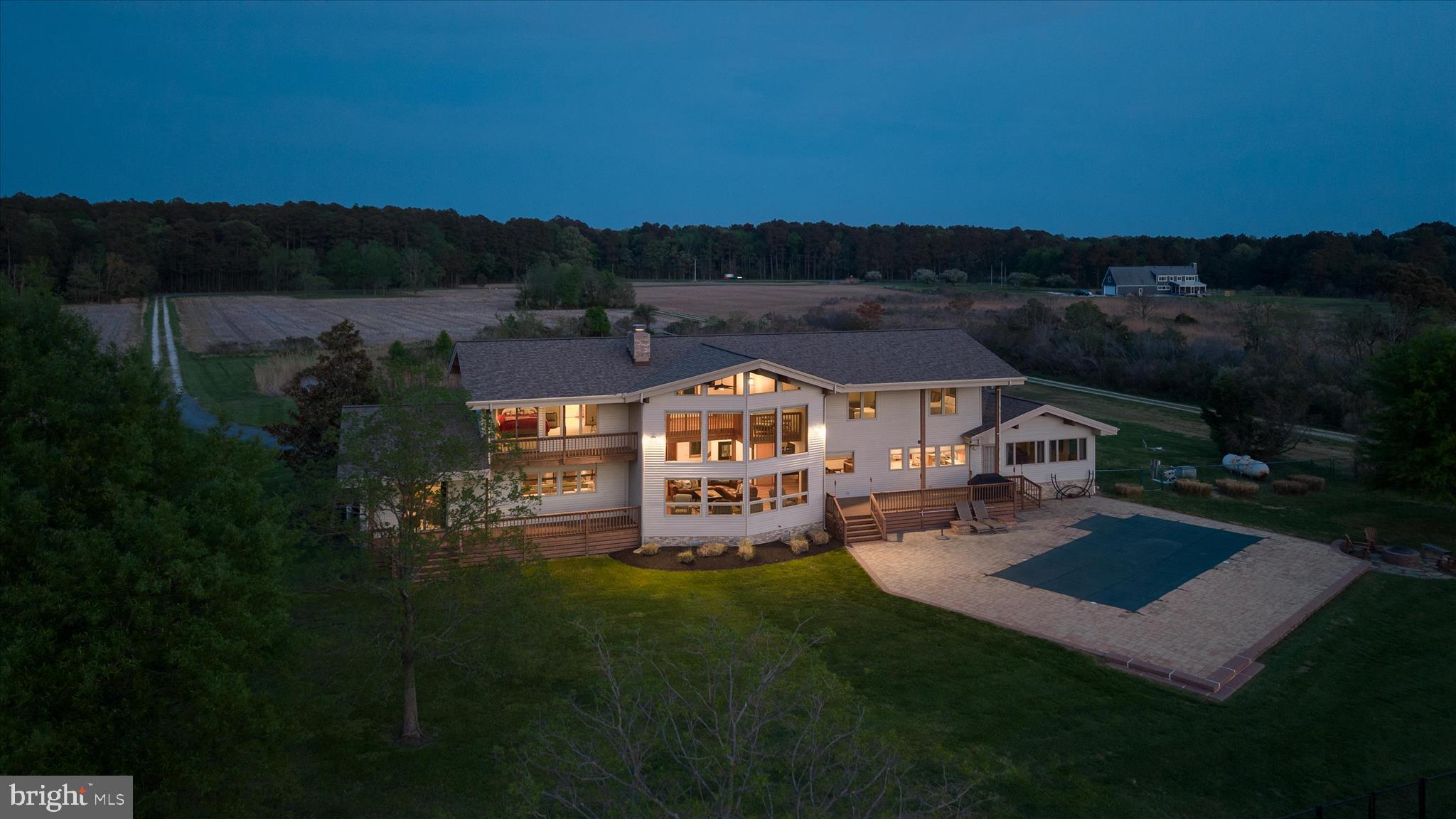 BROMWELLS ADVENTURE - Residential