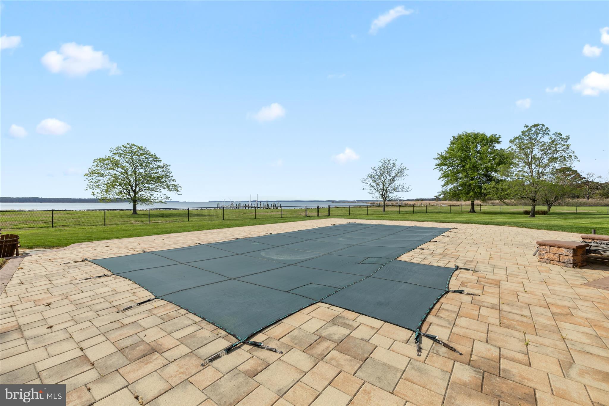 BROMWELLS ADVENTURE - Residential