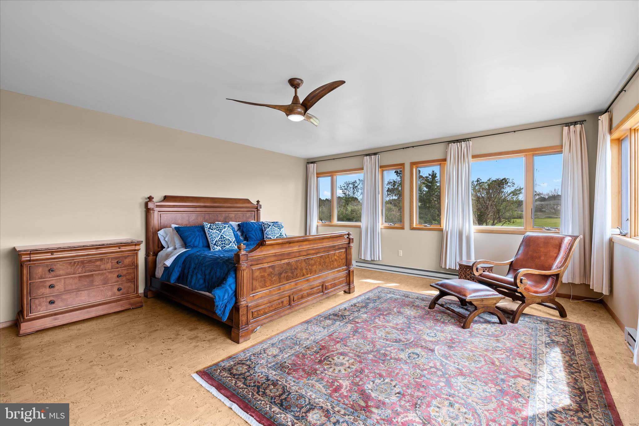 BROMWELLS ADVENTURE - Residential