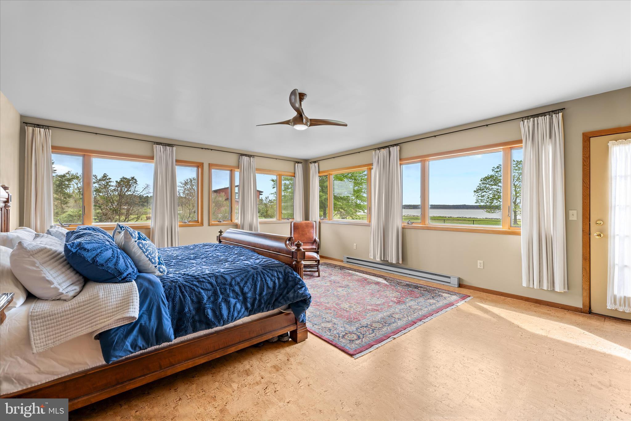 BROMWELLS ADVENTURE - Residential