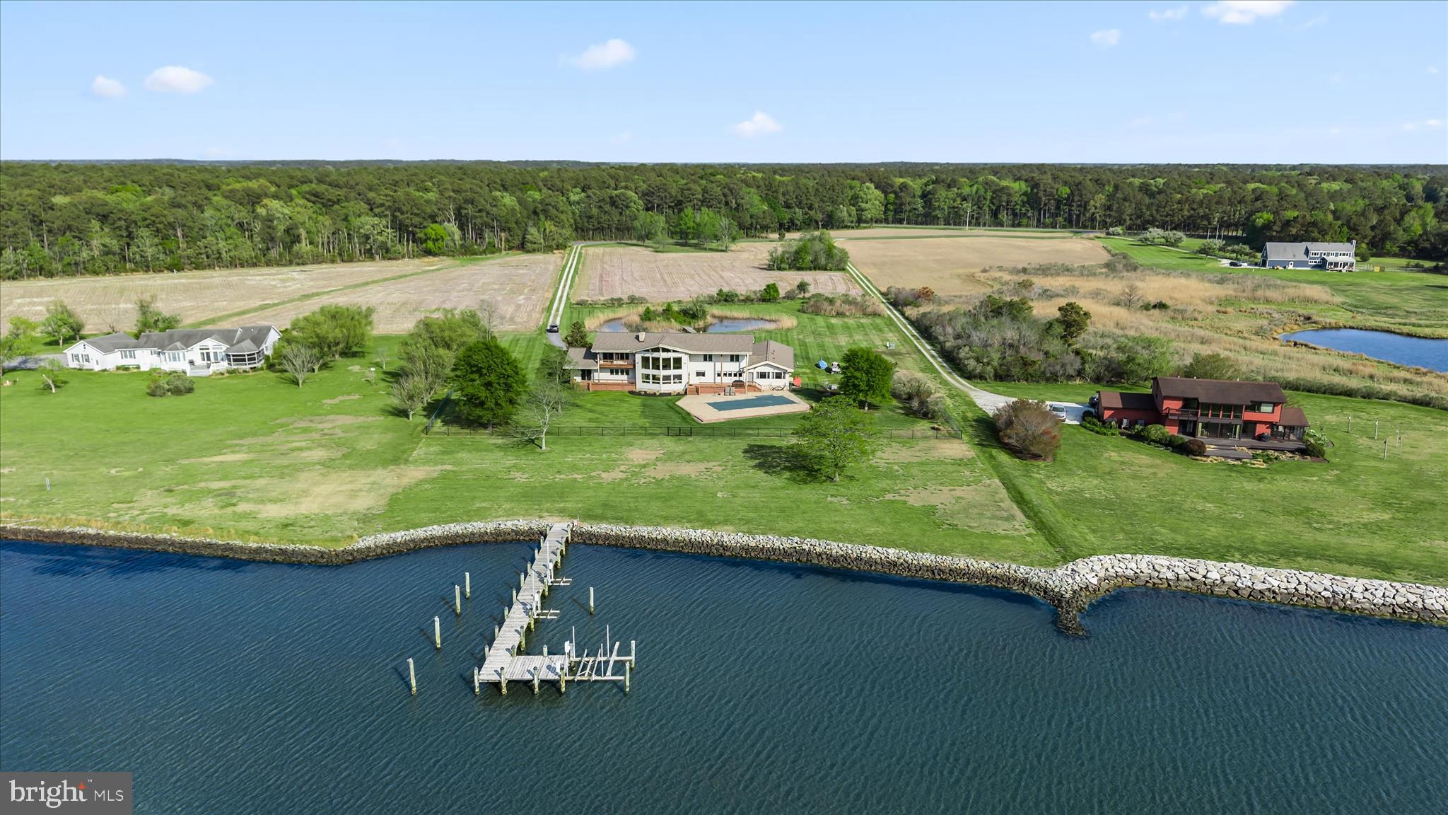 BROMWELLS ADVENTURE - Residential