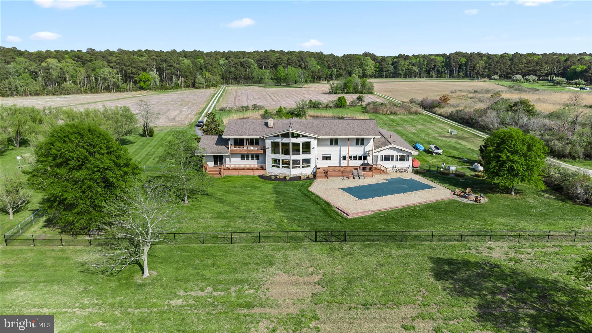 BROMWELLS ADVENTURE - Residential