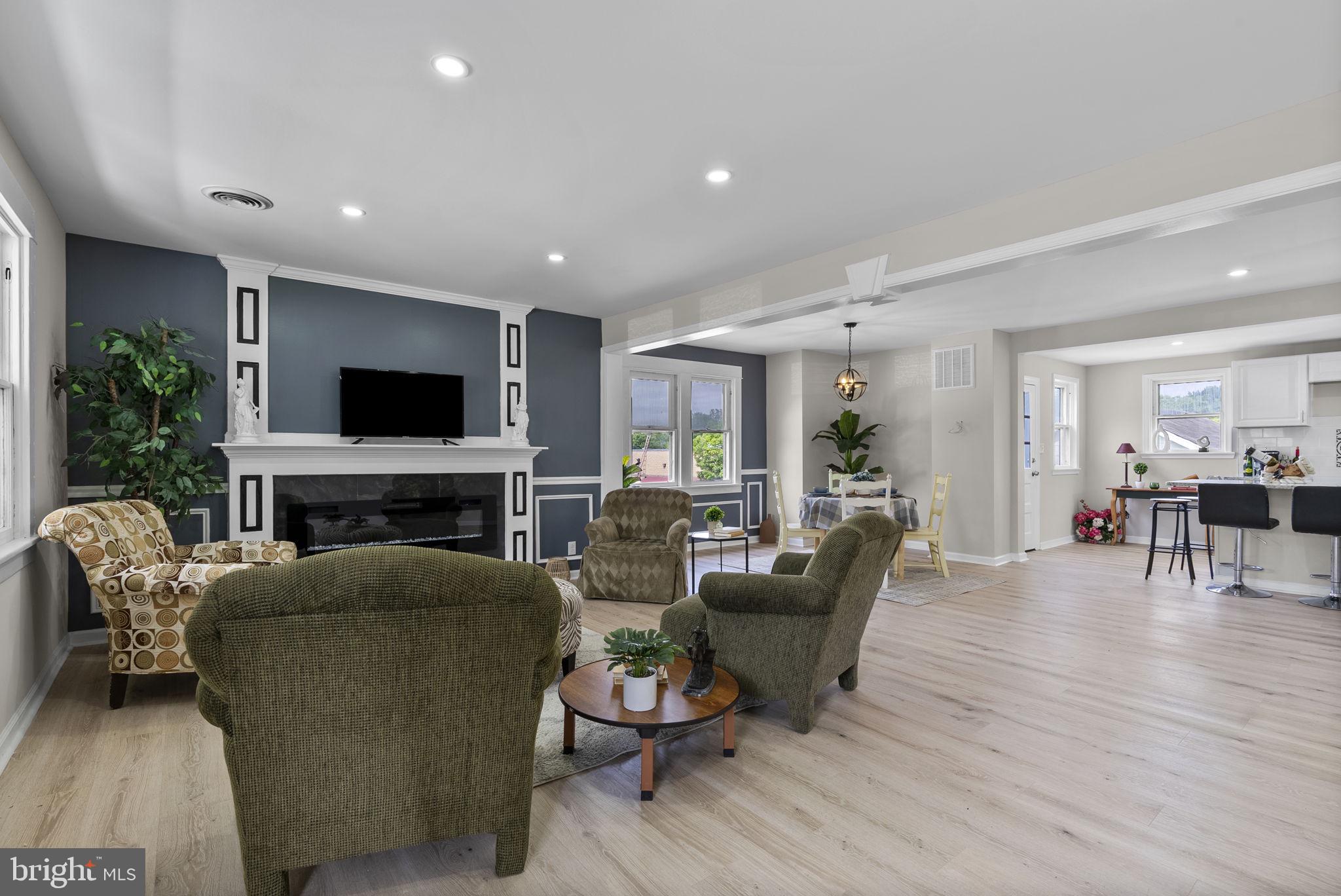 ROSEDALE - Residential